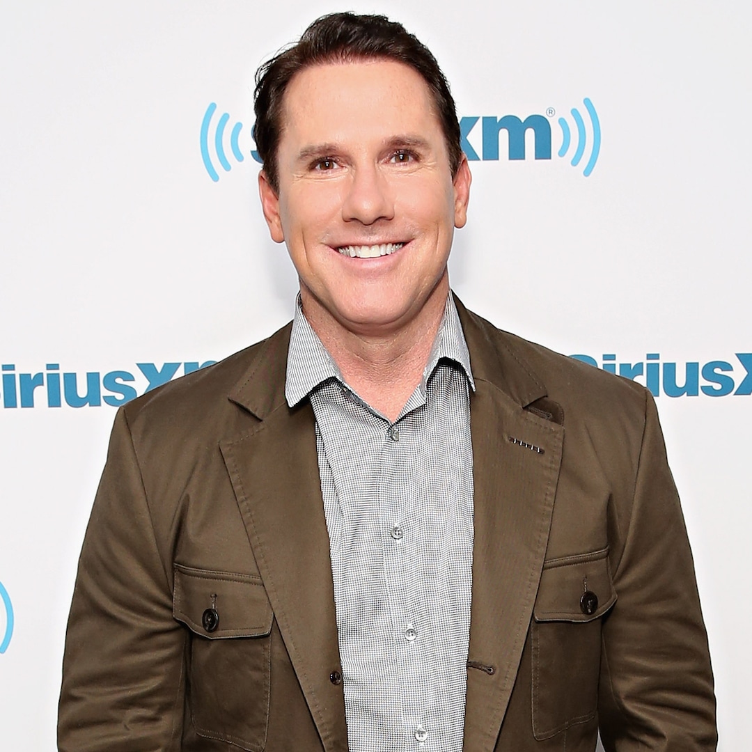 Nicholas Sparks' Surprising Chicken Salad Secret Recipe Revealed!